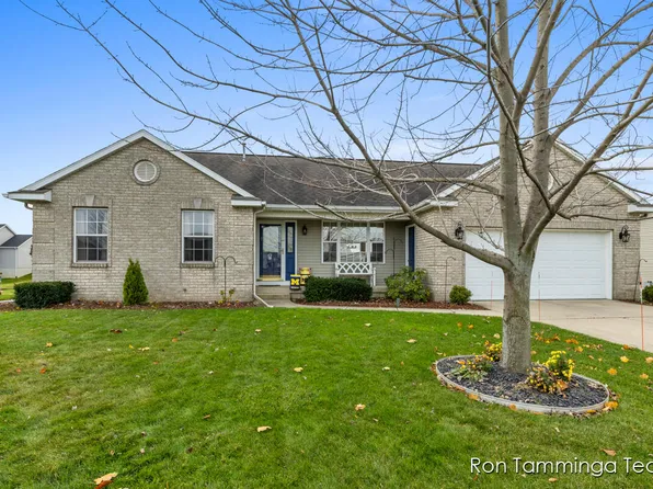 3700 Lenters Dr, Hudsonville, MI 49426