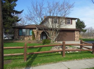 1180 Mineral Springs Rd, Buffalo, NY 14224