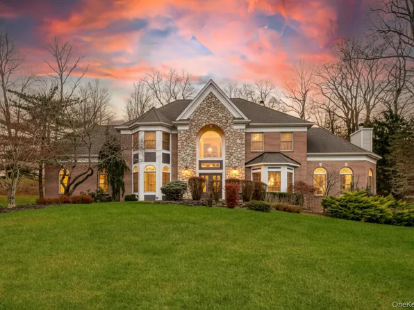 22 Golden Road, Suffern, NY 10901