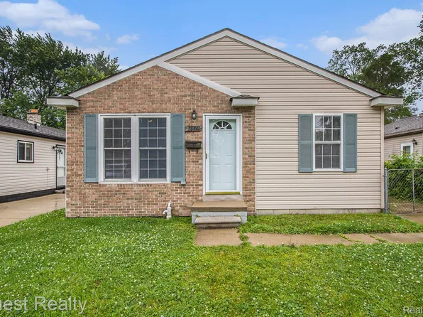 26441 Spicer St, Madison Heights, MI 48071