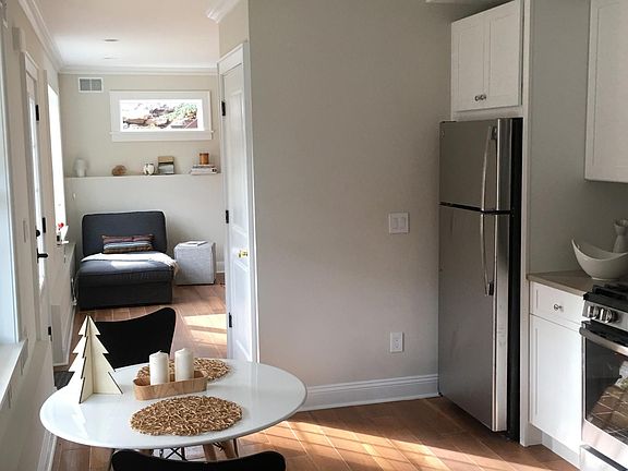 5th image of 85 Piermont Ave