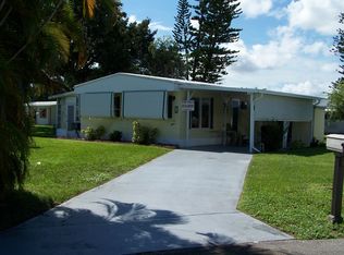 15 Hidalgo Ln, Port Saint Lucie, FL 34952
