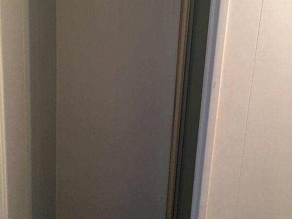 Bathroom -Shower Entry