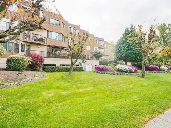 11900 228th St #32, Maple Ridge, BC V2X 6L9