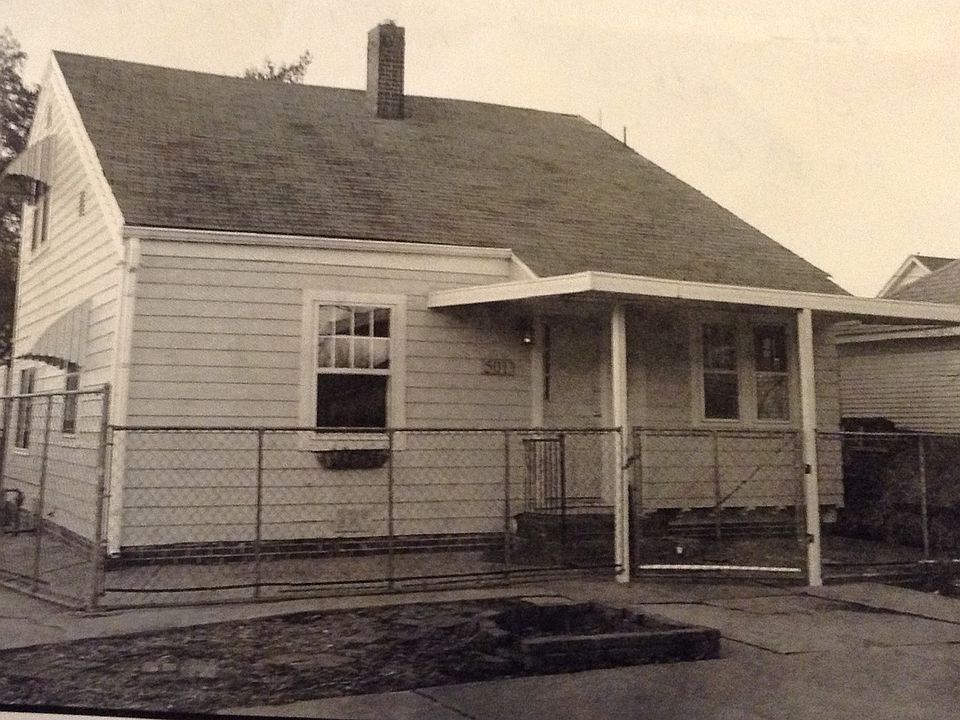 2nd image of 501 E 9th Ave