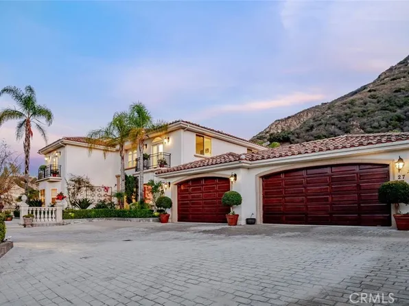 27 Roundup Rd, Bell Canyon, CA 91307