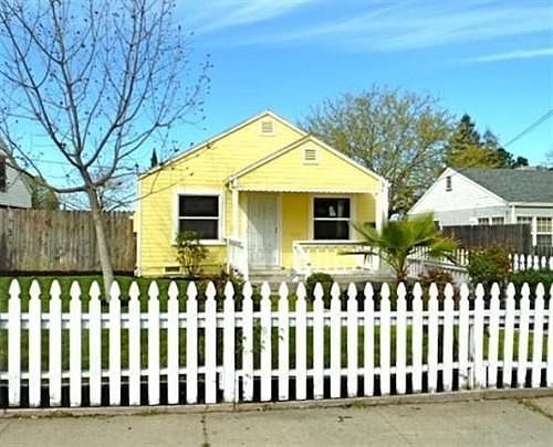 2567 Norwood Front Pic_11182014