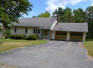 154 Thruview Dr, Amsterdam, NY 12010