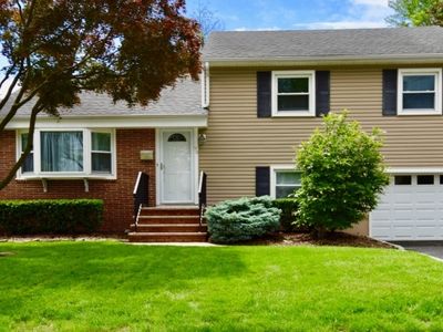 99 Mapes Ave, Springfield, NJ, 07081