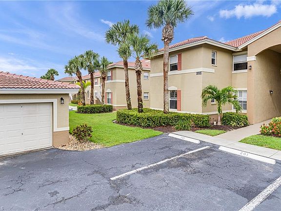2nd image of 6880 Huntington Lakes Cir APT 201