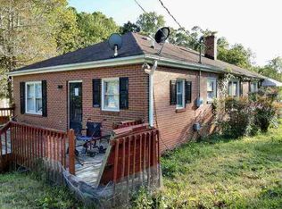 102 W Hamilton St, Easley, SC 29640