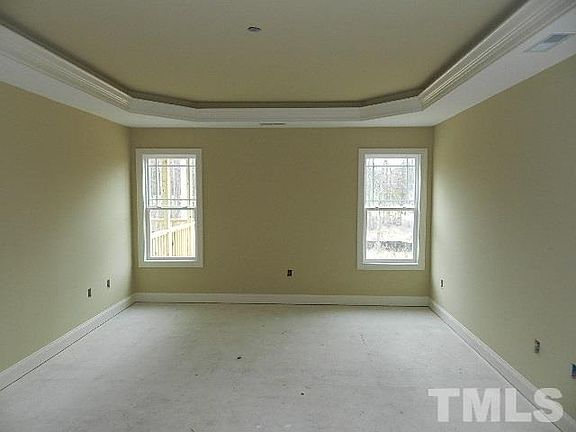 4th image of 127 Breadnut Dr