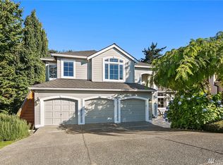 7104 135th Pl SE, Renton, WA 98059