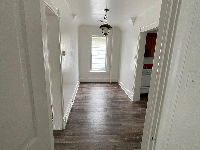 1309 Grove Ave — Photo 6