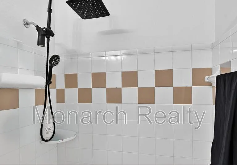 1185 SW 9th Rd #212 — Photo 16