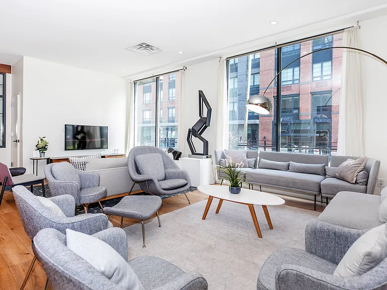 Solaris Lofts — Photo 6