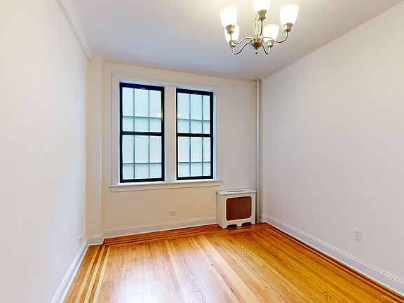 3rd image of 245 W 51st St APT 607
