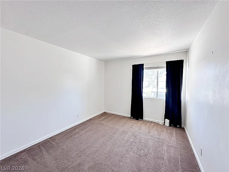 674 Rolling Green Dr #674 — Photo 23