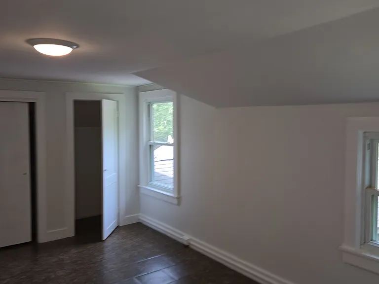 25 Falmouth Rd — Photo 3