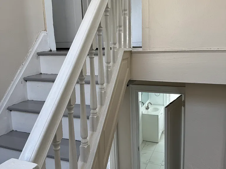 21 Oakwood Rd #2 — Photo 13