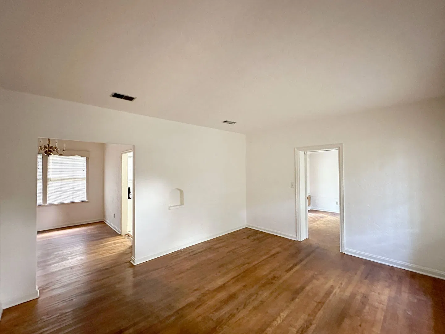 3 Bedroom, 3 Bath House in Hibiscus Park - Near UF Law! — Photo 3