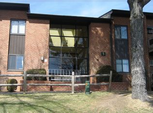 5 Brevoort Dr APT 1C, Pomona, NY 10970