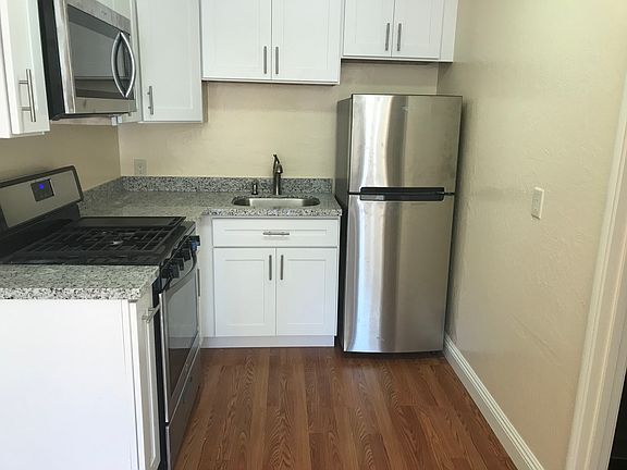 4th image of 2146 22nd Ave #A