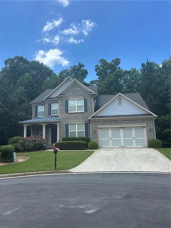 6 bed, 5.0 bath, 4950 sqft, $3,650 — Photo 2