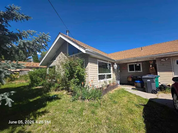 407 E Ivy St, Mount Shasta, CA 96067