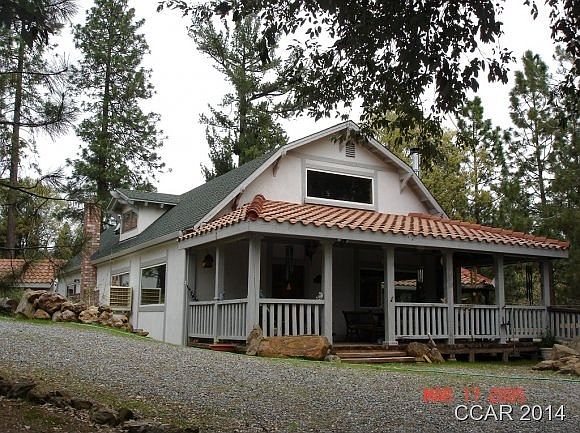 1st image of 411 Blossom Ln