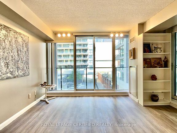 5th image of 111 Elizabeth St #552