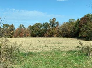 2 E Dunham Rd, Grafton, OH 44044