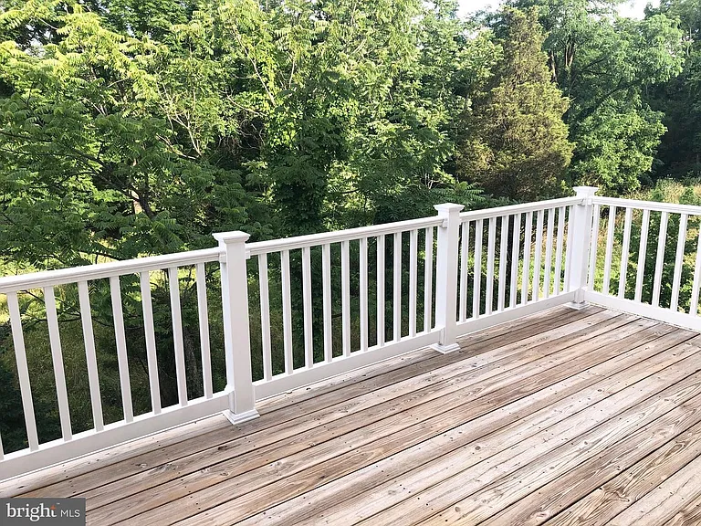 8323 Heritage Crossing Ct — Photo 27