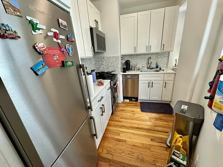 337 W 14th St #1 — Photo 3