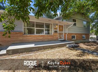 1320 Kingsbury Dr, Casper, WY 82609
