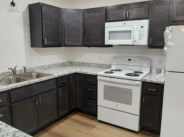 912 Joyce Dr #912, Farmington, MO 63640