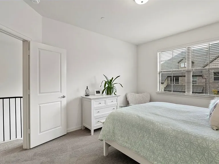 7113 Huckleberry Dr — Photo 16