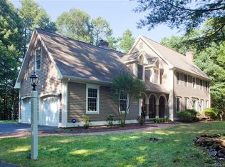 76 Sand Hill Rd, Weatogue, CT 06089