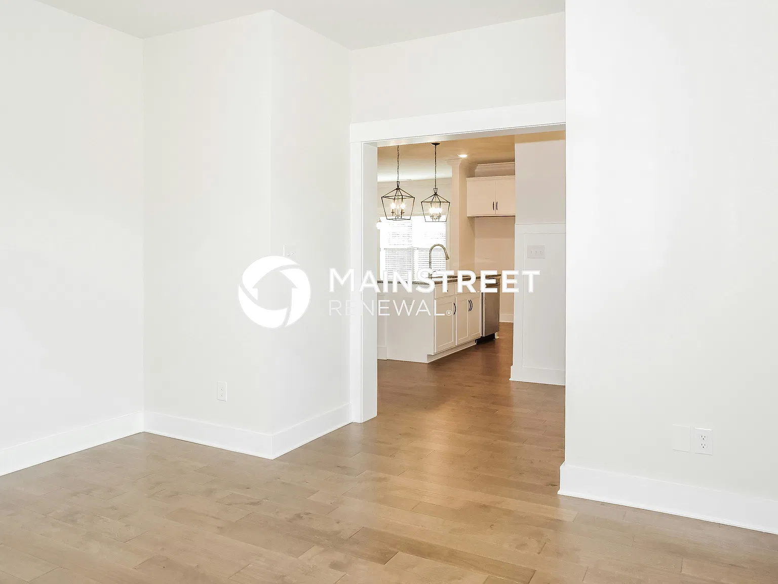 14728 GreenLeaf Dr — Photo 3