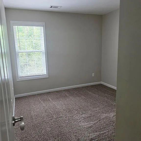 2257 Roseberry Ln — Photo 23