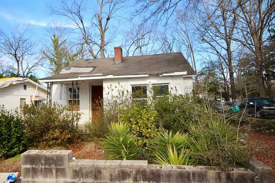 1st image of 416 Logan Ave