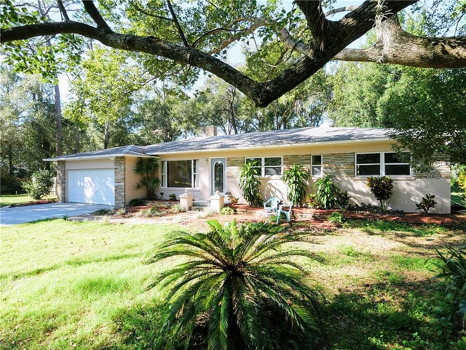 1st image of 26045 Exmoor Dr