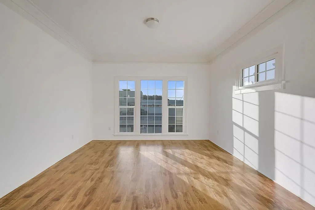 132 South Mountain View Avenue - 132 1/2 — Photo 3
