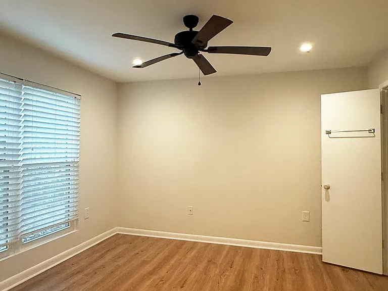 4948 Sardis Rd #A — Photo 24