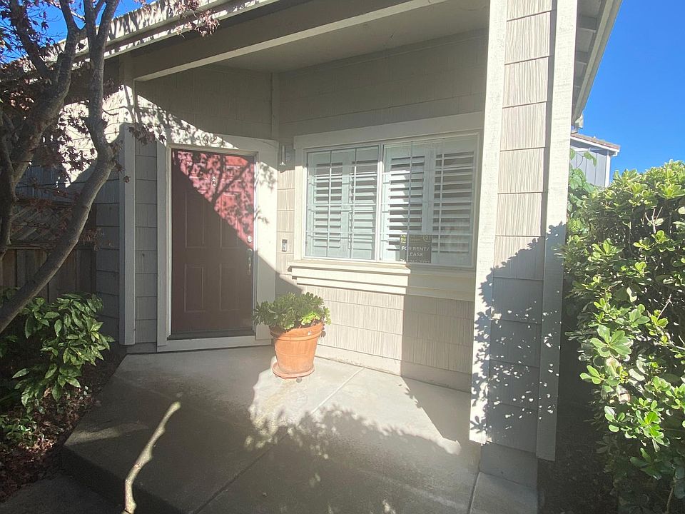 1st image of 621 Searles Way