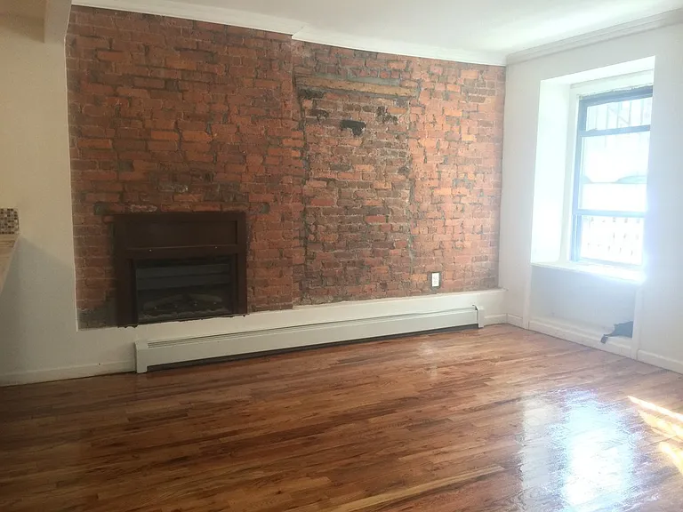 345 E 116th St #1 — Photo 6