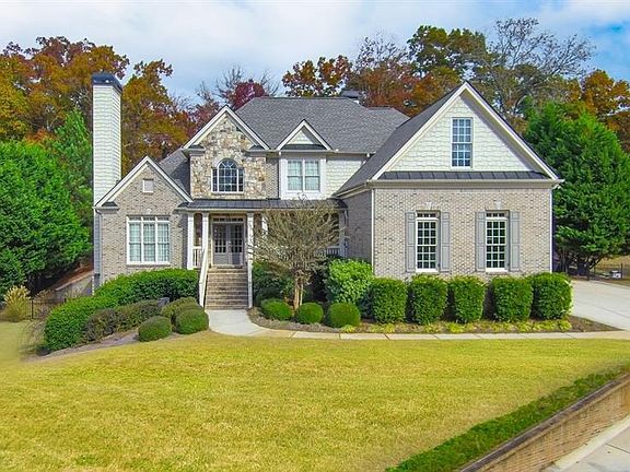3rd image of 5024 Glen Forrest Dr