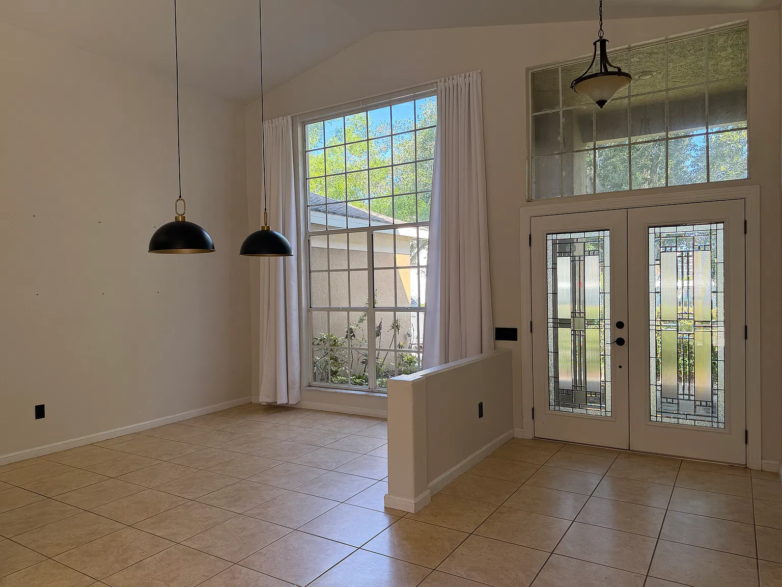 2183 Saint Andrews Cir — Photo 4