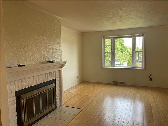 2nd image of 106 Brookston Dr