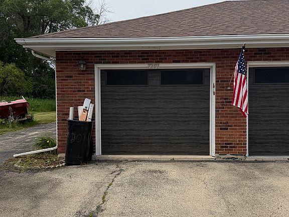 5th image of 1201 Johnston Dr